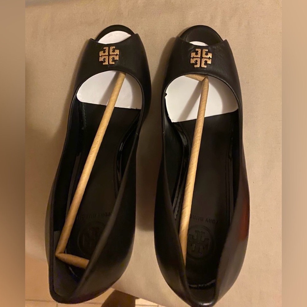 Tory Burch Jolie 85mm Peep Toe Wedge Napa Leather